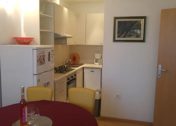 Dinjiska 9386a Apartman
